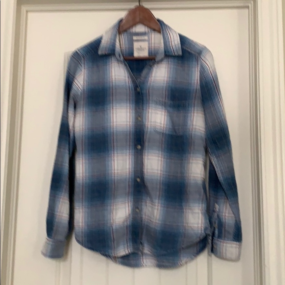 American eagle plaid button up shirt